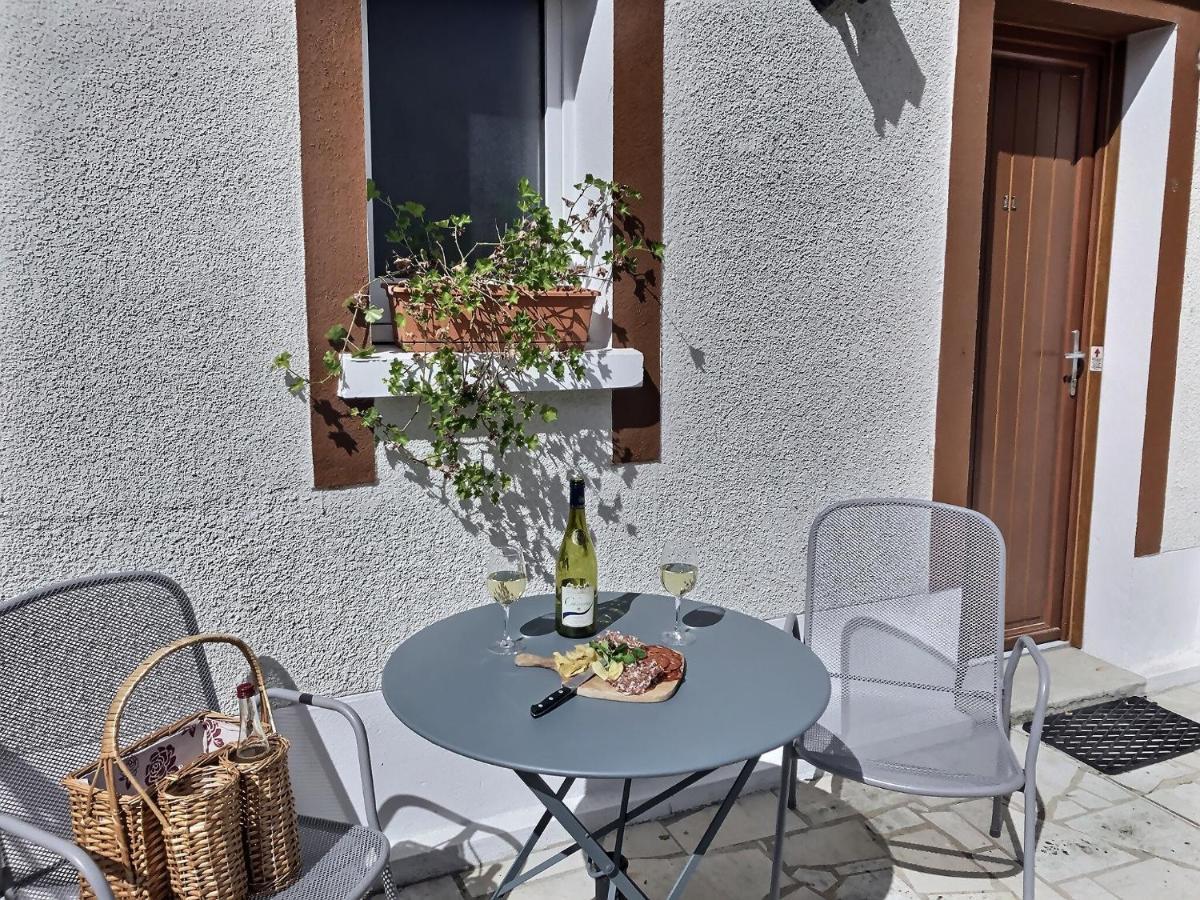 Logis Du Cygne Hotel