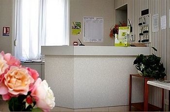 Logis Du Cygne Hotel 3*