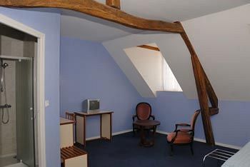 Hotel Logis Du Cygne