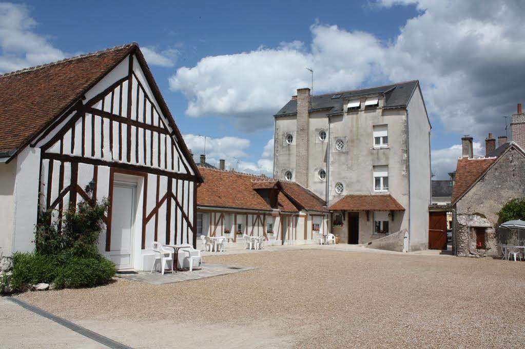 Logis Du Cygne 3* Bracieux